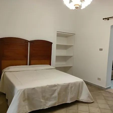 Apartamento Giardino A Mare Bari Exterior foto